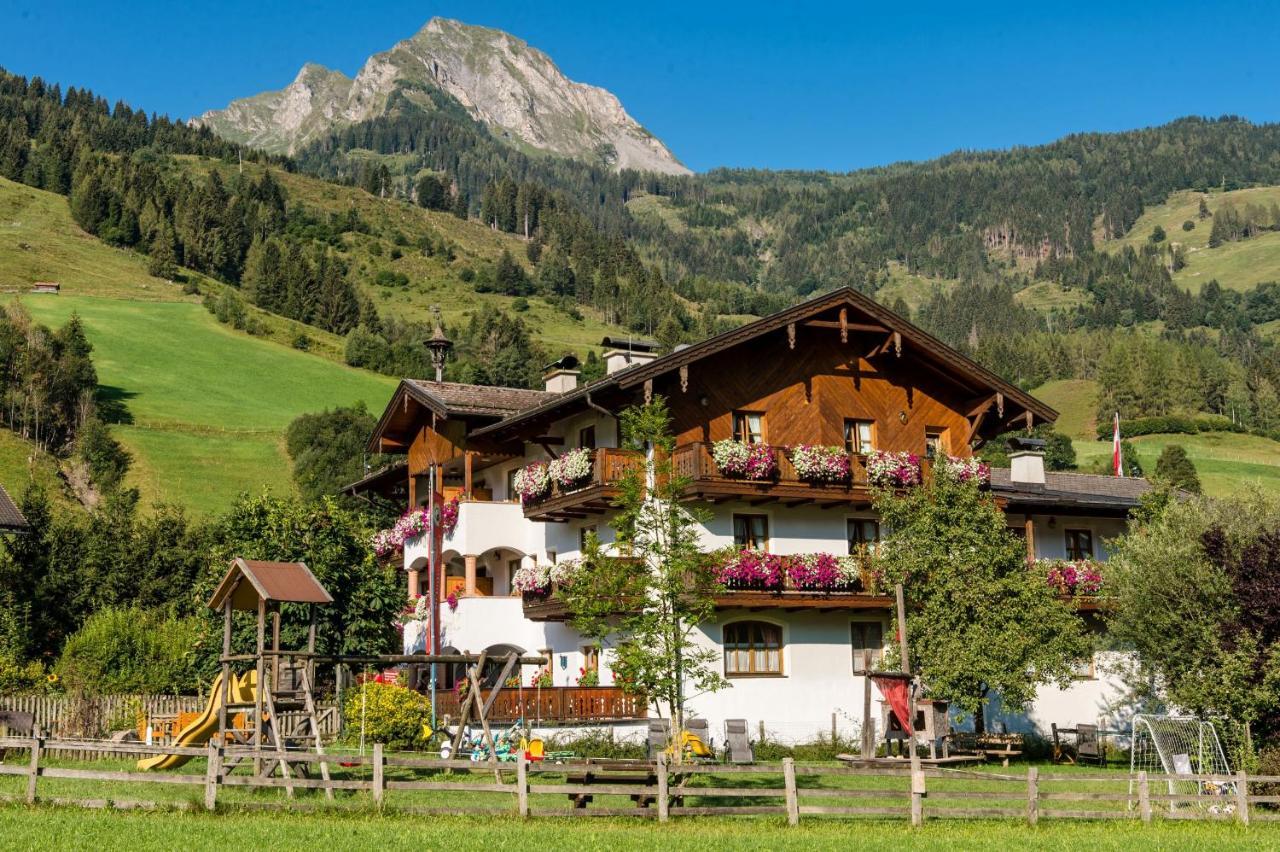 Bauernhofhotel "Die Unterbergerin" - Zimmer Mit Fruehstueck Und Ferienwohnungen In Gastein Mit Gratis Thermeneintritt دورفغاستين المظهر الخارجي الصورة