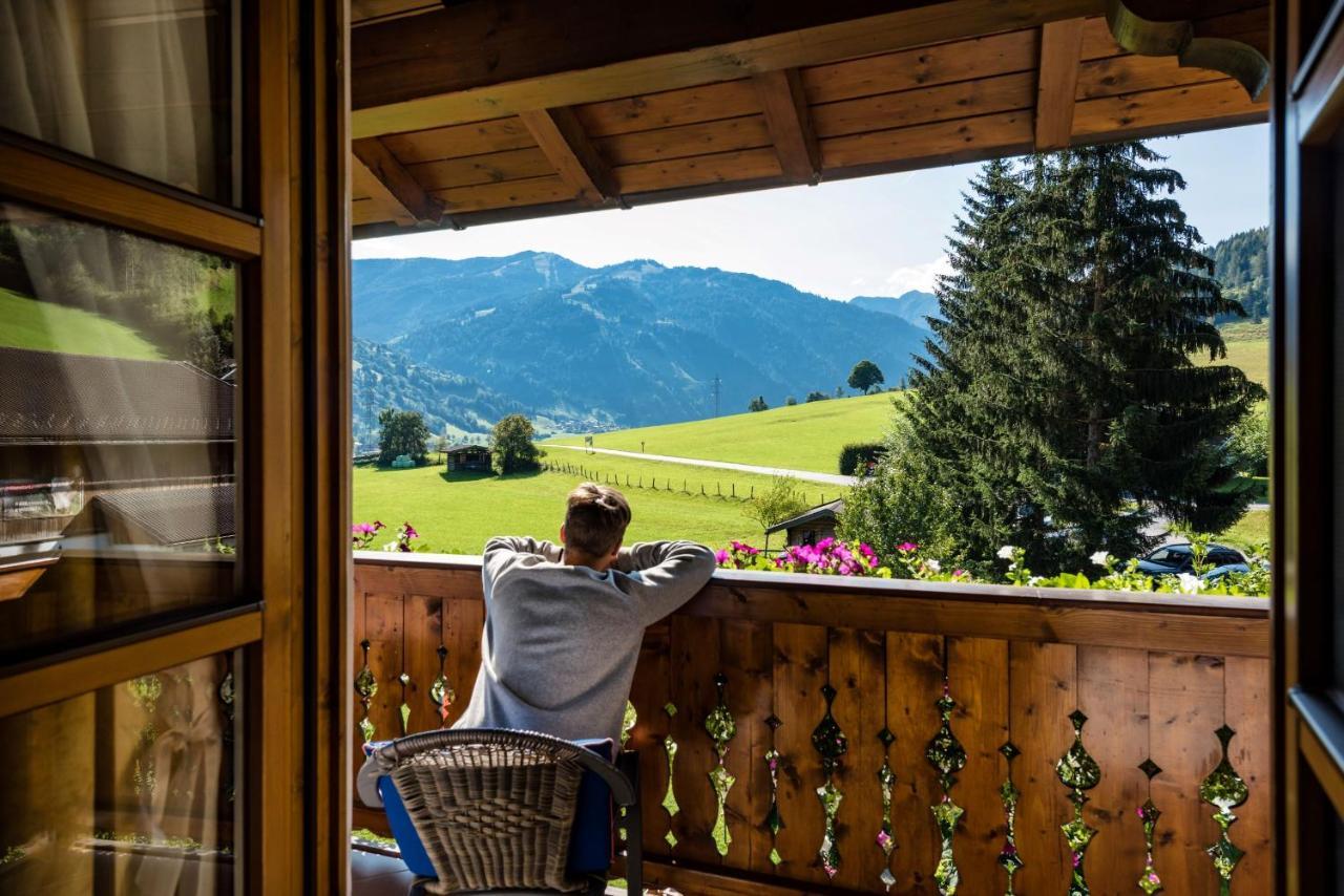 Bauernhofhotel "Die Unterbergerin" - Zimmer Mit Fruehstueck Und Ferienwohnungen In Gastein Mit Gratis Thermeneintritt دورفغاستين المظهر الخارجي الصورة