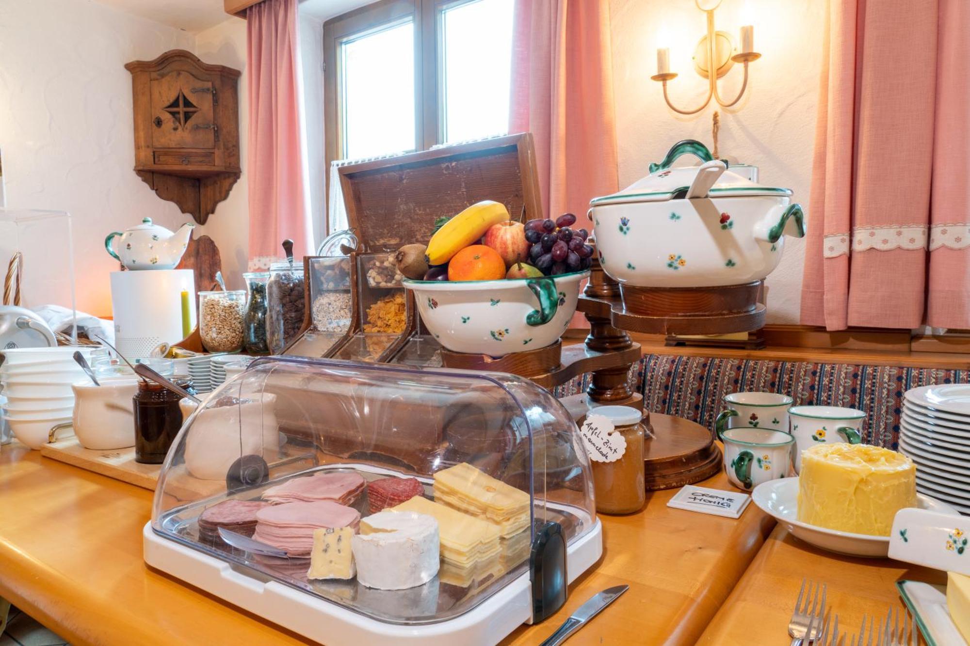 Bauernhofhotel "Die Unterbergerin" - Zimmer Mit Fruehstueck Und Ferienwohnungen In Gastein Mit Gratis Thermeneintritt دورفغاستين المظهر الخارجي الصورة