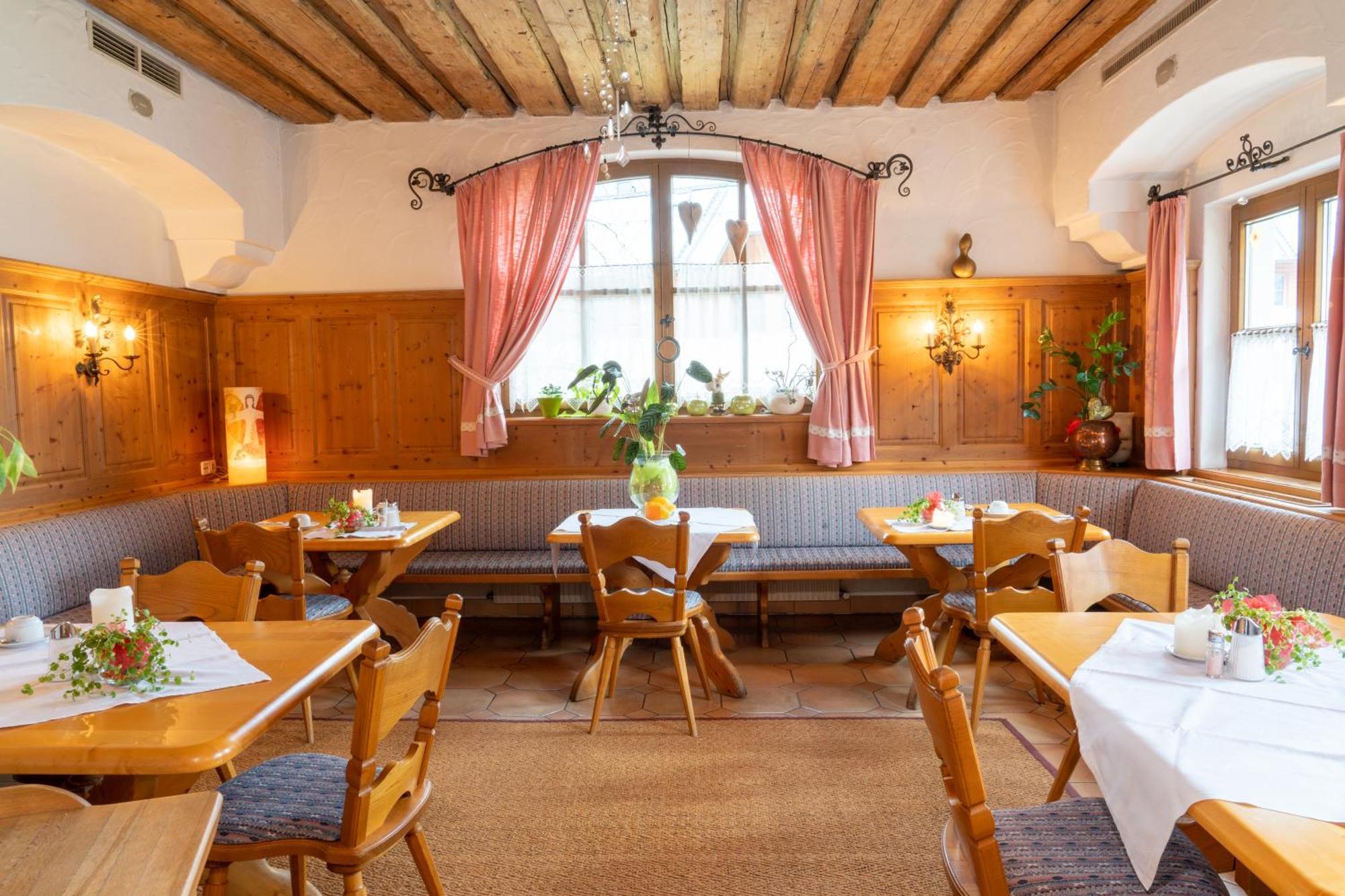 Bauernhofhotel "Die Unterbergerin" - Zimmer Mit Fruehstueck Und Ferienwohnungen In Gastein Mit Gratis Thermeneintritt دورفغاستين المظهر الخارجي الصورة