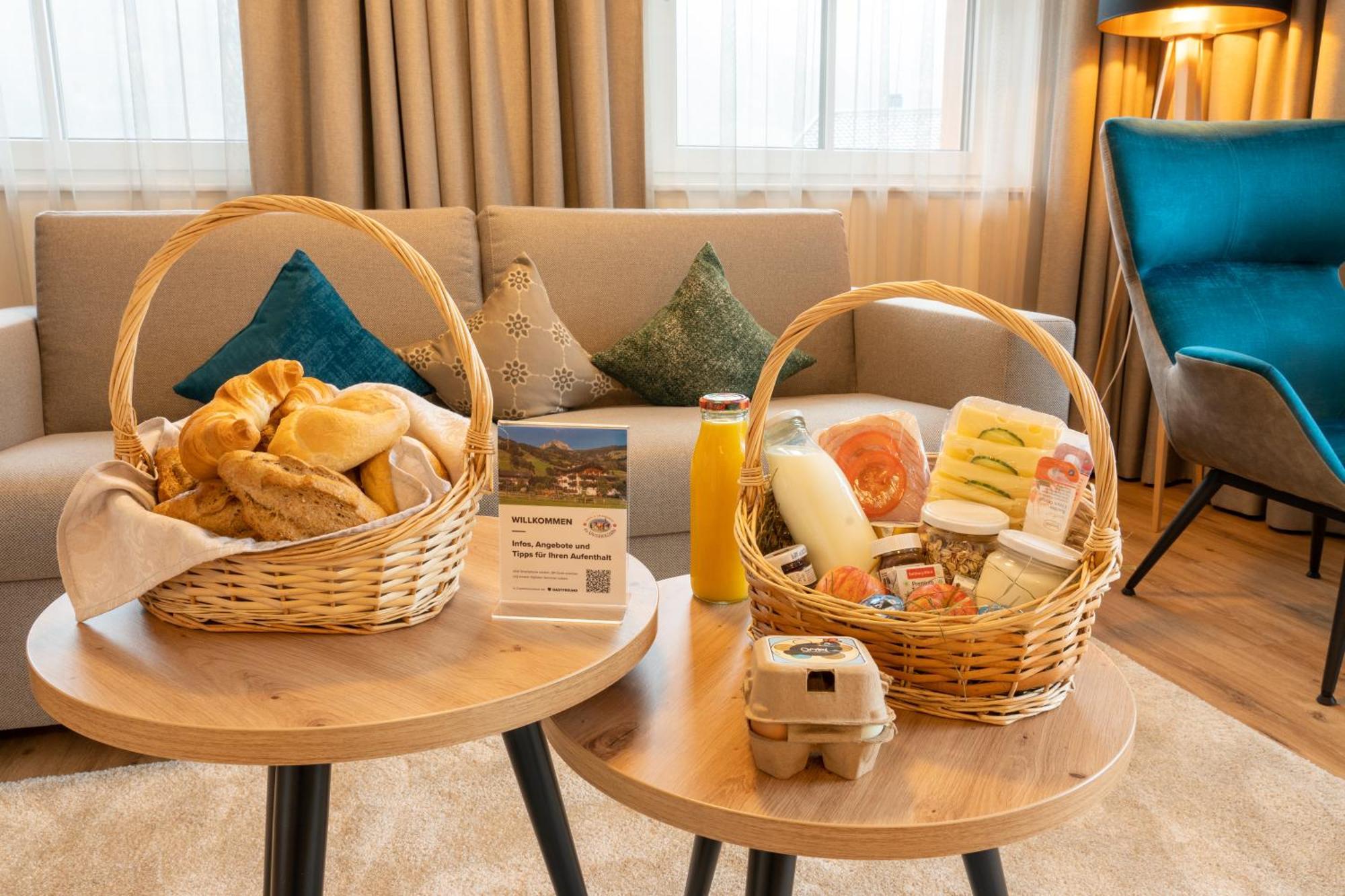 Bauernhofhotel "Die Unterbergerin" - Zimmer Mit Fruehstueck Und Ferienwohnungen In Gastein Mit Gratis Thermeneintritt دورفغاستين المظهر الخارجي الصورة