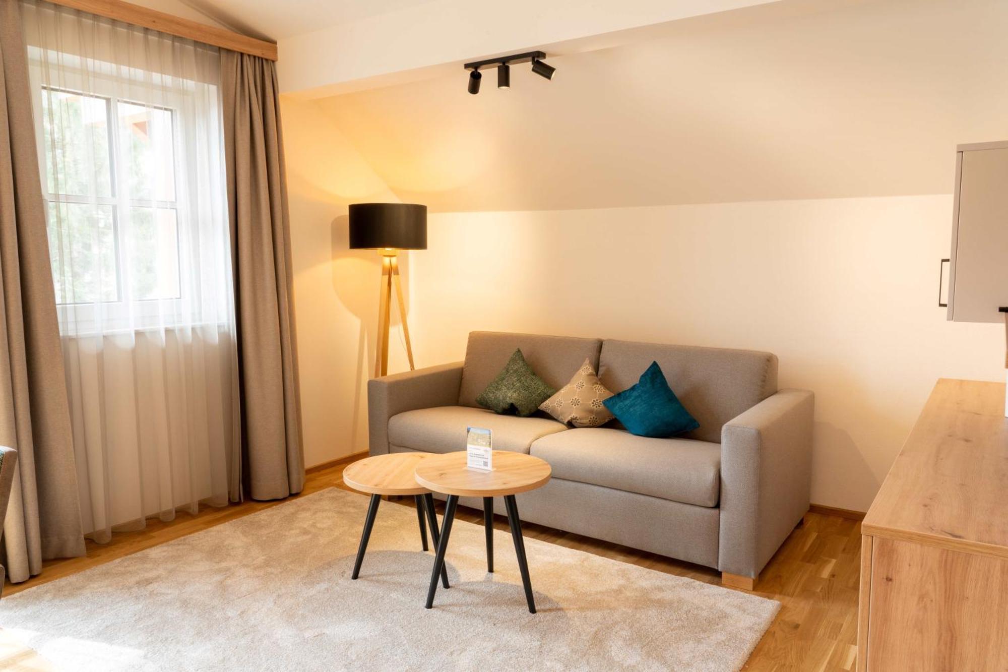 Bauernhofhotel "Die Unterbergerin" - Zimmer Mit Fruehstueck Und Ferienwohnungen In Gastein Mit Gratis Thermeneintritt دورفغاستين المظهر الخارجي الصورة