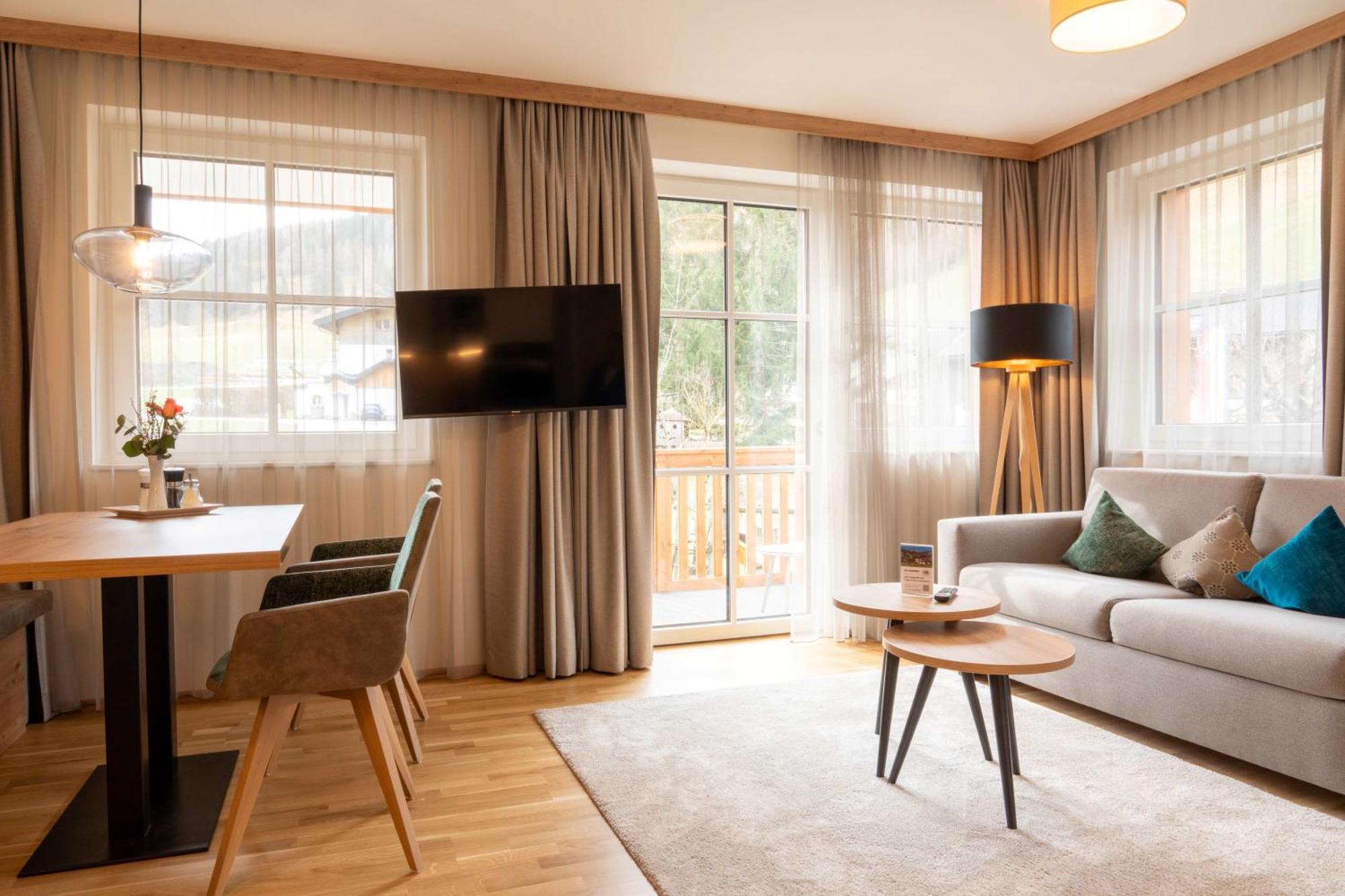 Bauernhofhotel "Die Unterbergerin" - Zimmer Mit Fruehstueck Und Ferienwohnungen In Gastein Mit Gratis Thermeneintritt دورفغاستين المظهر الخارجي الصورة