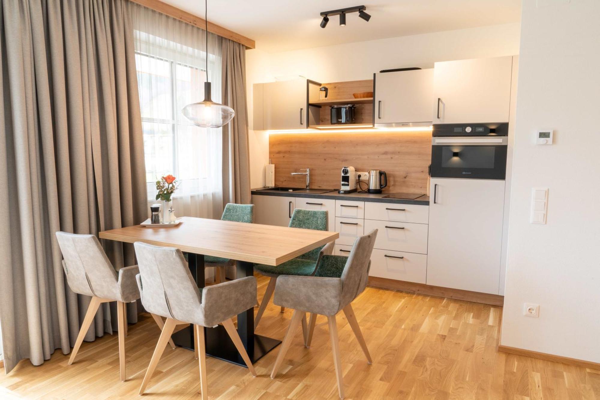 Bauernhofhotel "Die Unterbergerin" - Zimmer Mit Fruehstueck Und Ferienwohnungen In Gastein Mit Gratis Thermeneintritt دورفغاستين الغرفة الصورة